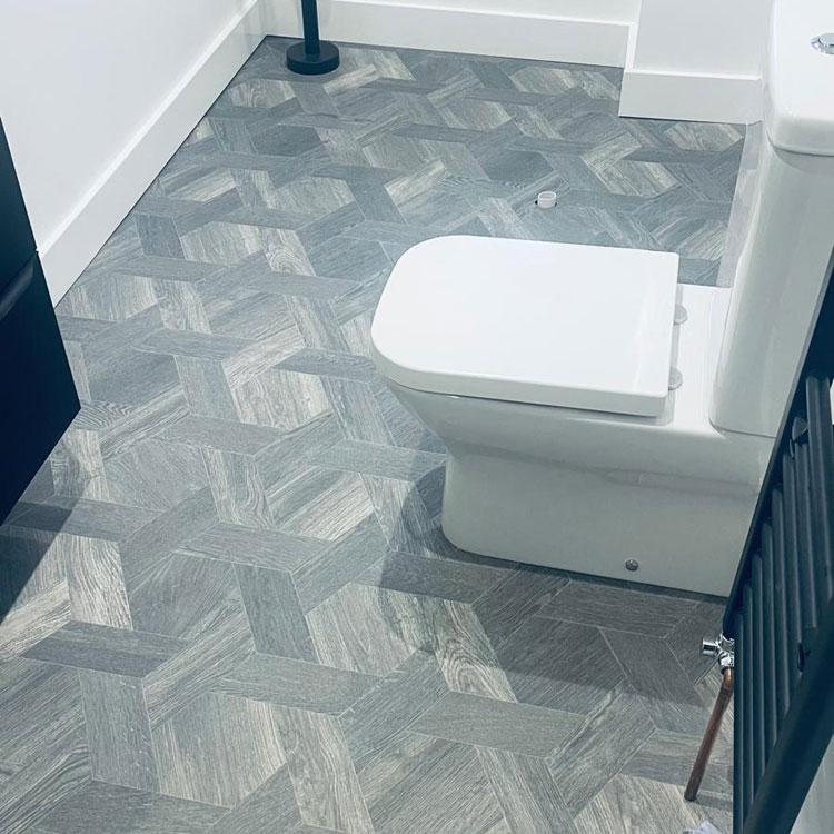 Vinyl sheet in a bathroom
